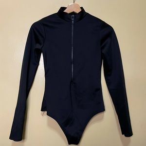 PrettyLittleThing Bonded Scuba High Neck Zip Bodysuit, Black, size US 2